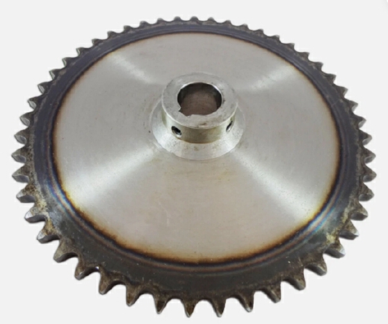 AH125070 Combine Sprocket Grain Tank Cross Auger 60 Chain For John Deere Tractor